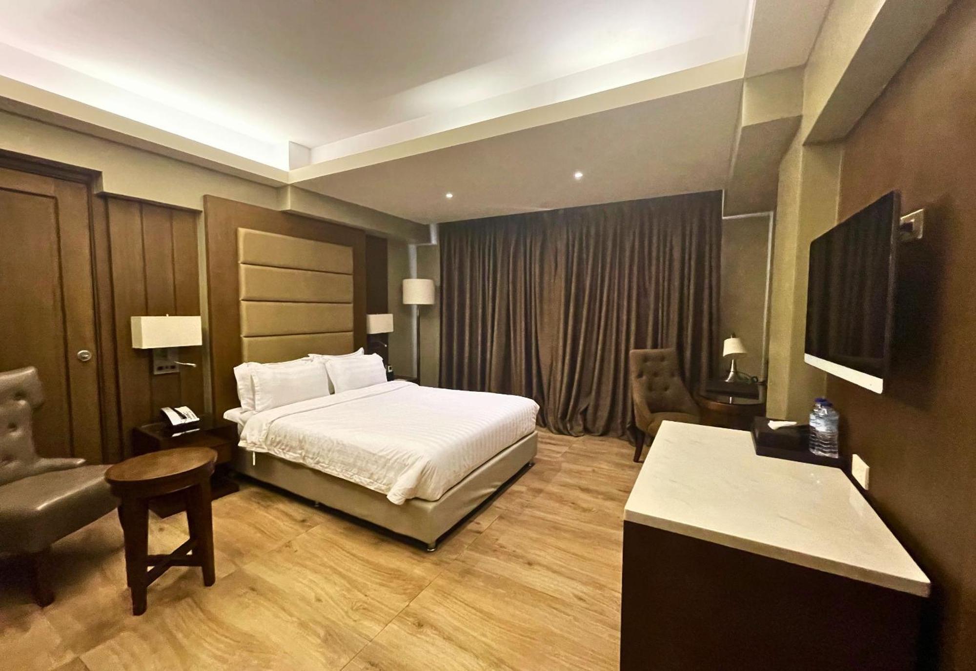Bendix Hotel San Fernando Powered By Cocotel Bilik gambar